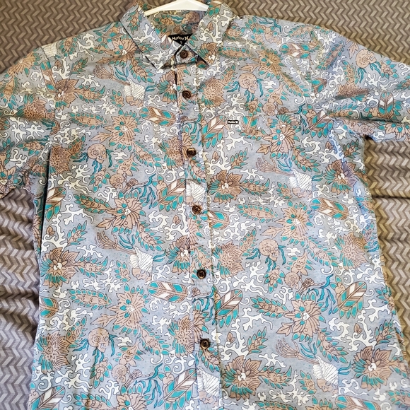Button down shirt - Picture 1 of 4